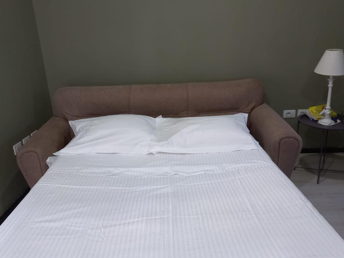 Penthouse Rooms & Aparts ติรานา ภายนอก รูปภาพ