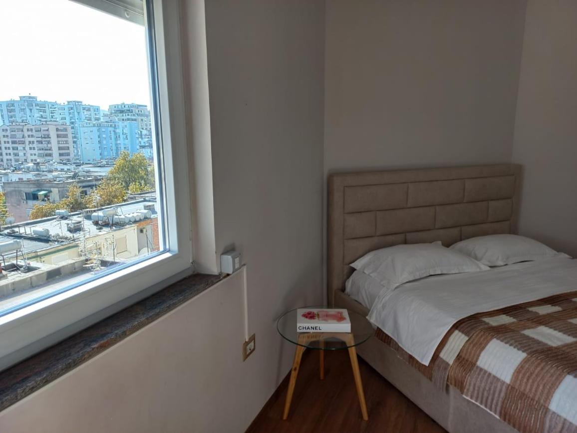 Penthouse Rooms & Aparts ติรานา ภายนอก รูปภาพ