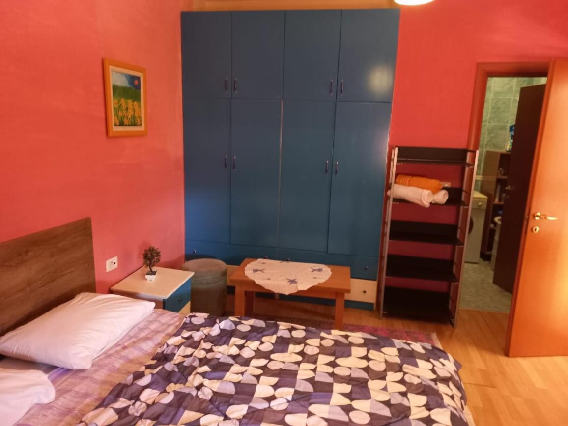 Penthouse Rooms & Aparts ติรานา ภายนอก รูปภาพ