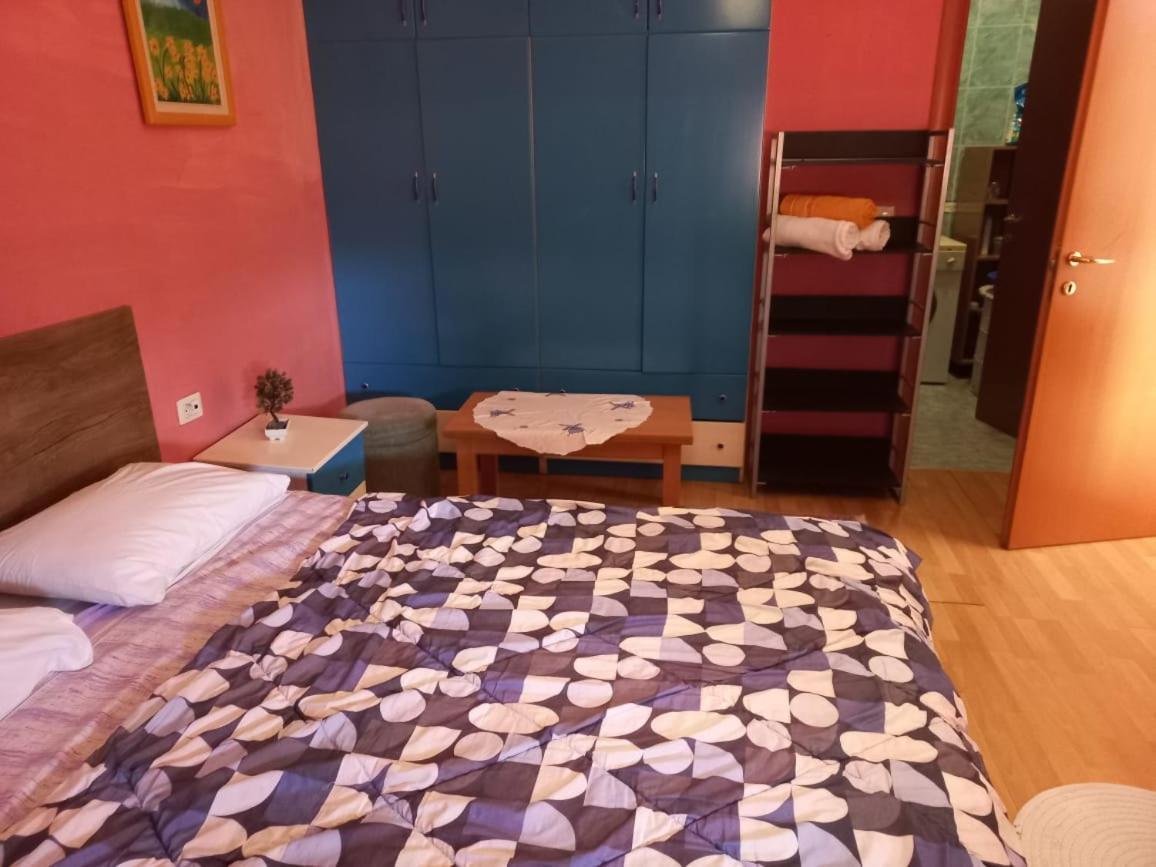 Penthouse Rooms & Aparts ติรานา ภายนอก รูปภาพ